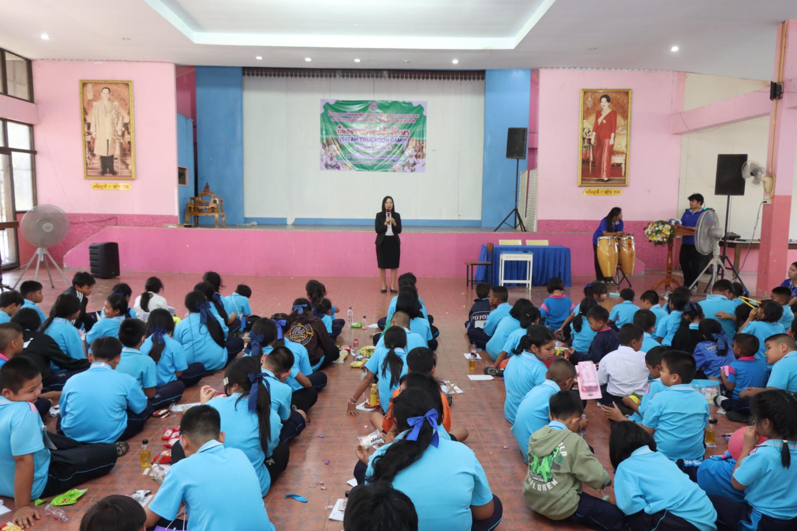 741. วันที่ 27 มกราคม 2569 โปรแกรมวิชาวิทยาศาสตร์ทั่วไป ได้จัดค่ายสเต็มศึกษาให้กับนักเรียนชั้นประถมศึกษาปีที่1-6 ณ โรงเรียนอนุบาลคลองขลุง จ.กำแพงเพชร